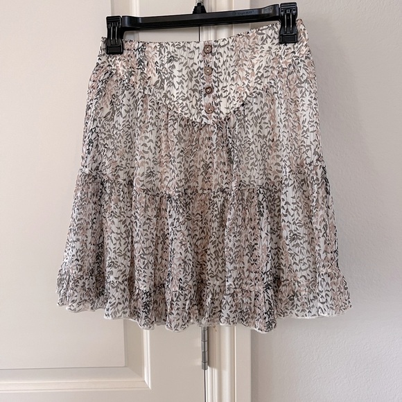 Beautiful skirt from Vici Dolls . Must see pattern . - Picture 1 of 5